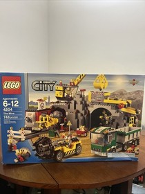 Lego City 4204 The Mine With 4 Minifigures 95% Complete With Box