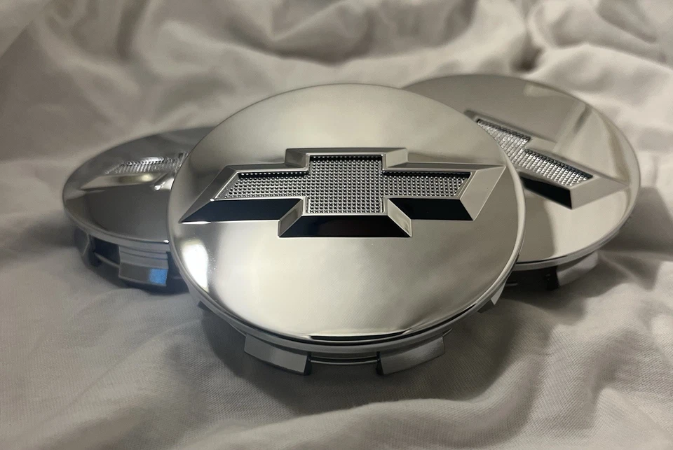 4 tapas centrales de rueda cromadas brillantes 83 mm para Chevy Silverado Suburban Tahoe Foto 2 de 3