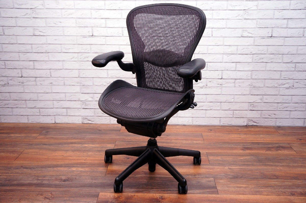 Herman Miller メッシュチェア Bサイズ ライトタイプ Herman Miller Aeron Mesh Office Chair Medium Size B fully adjust