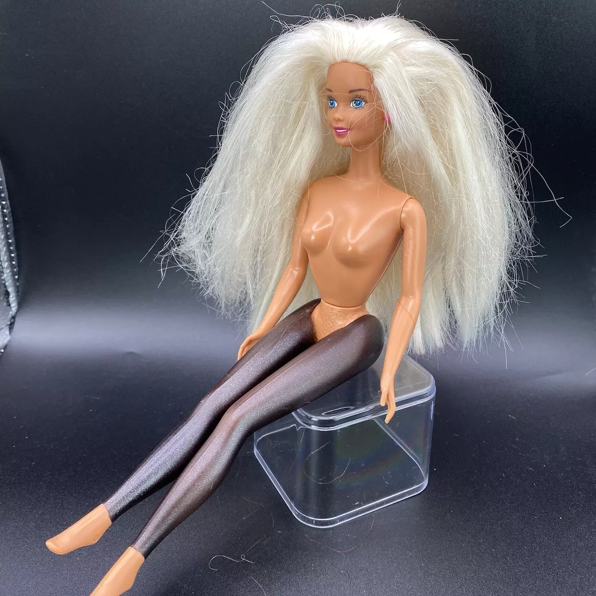 Changing barbie online