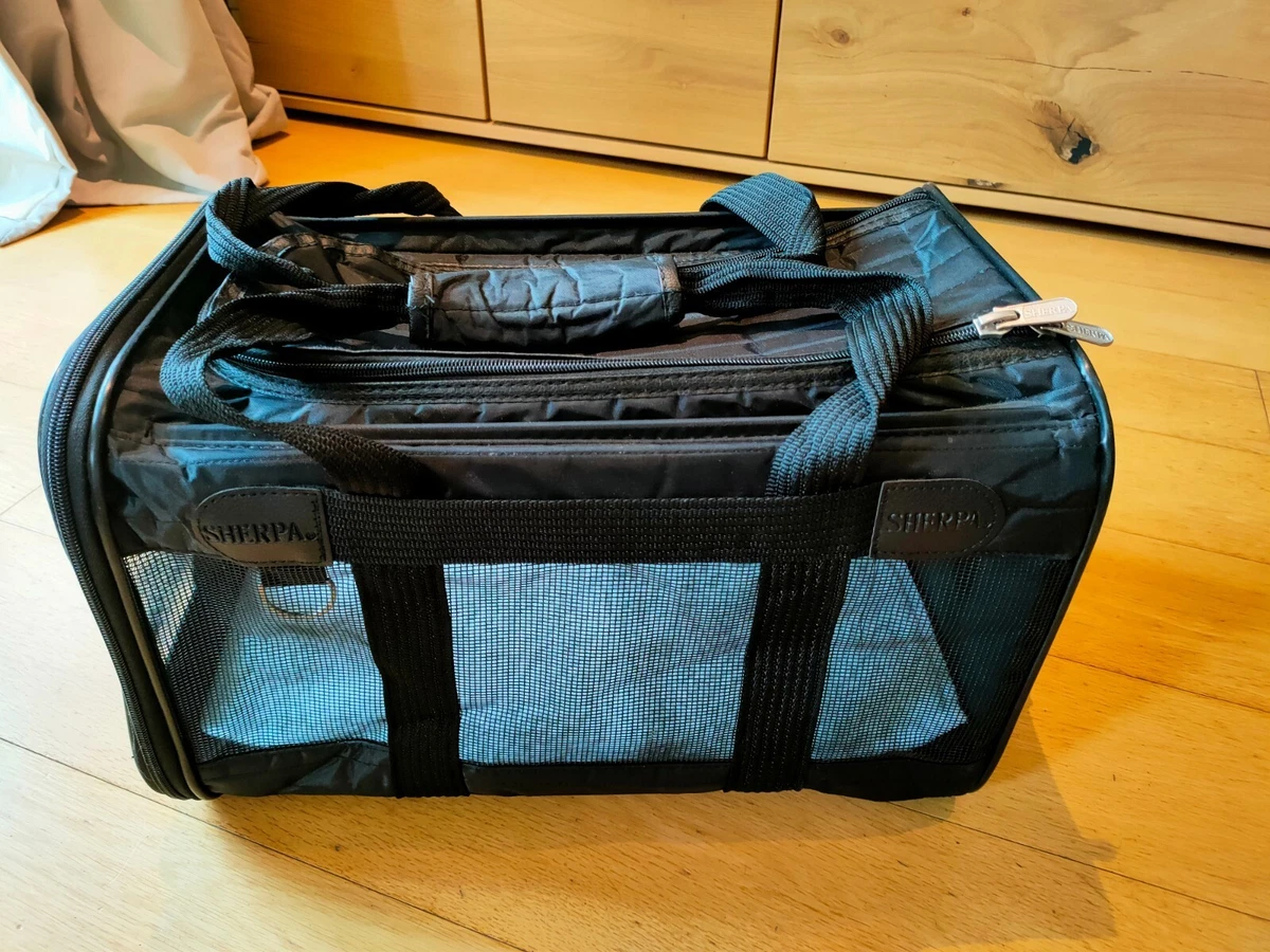 Sherpa Original Deluxe Pet Carrier Small Mesh Black Excellent condition