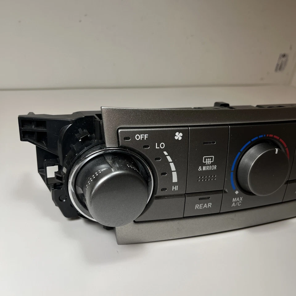 Toyota Highlander 2012 climatización aire acondicionado calefacción control de temperatura OEM 55900-OE230  Foto 2 de 4