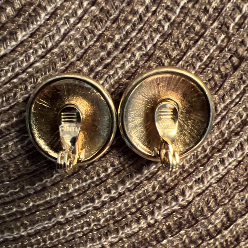 Vint. Pendientes Monet Marfil Círculo con Diseño en Tono Dorado Elevado - Firmados, Postes con Protector - Imagen 5 de 9