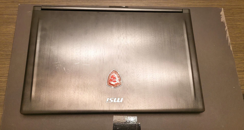 Notebook gaming MSI GS63VR 7RG I7+32 Gb Ram ddr4+Ssd - Immagine 2 di 4