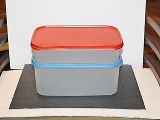 2 Tupperware Modular Mate Containers #1608 (8.5 C.) & #1609 (18 C.) w/Lids
