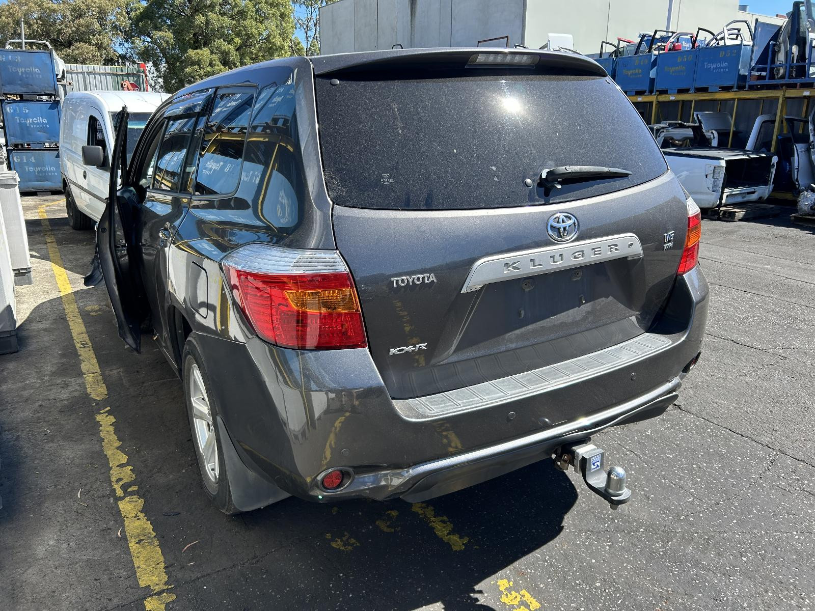 Toyota Kluger Fuel Door GSU40 05/2007-03/2014 - thumbnail 5