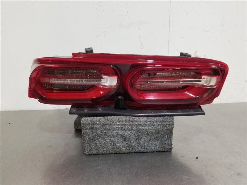 20 2020 CHEVY CAMARO TAIL LIGHT LAMP LEFT DRIVER