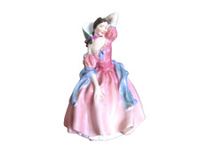 Wedgwood England HN2113 MAYTIME 7 Figurine