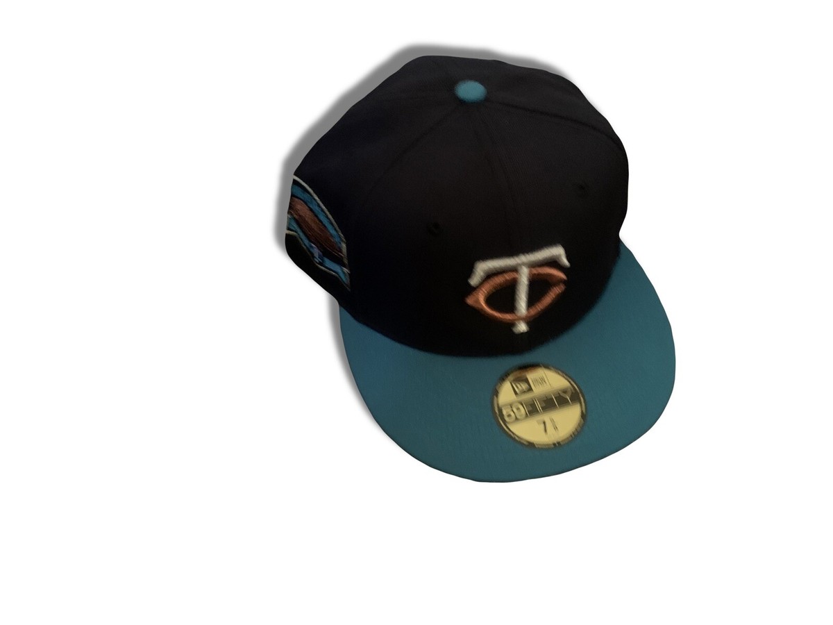 5/8 Hat Club Rushmore Tab Minnesota Twins Navy Teal 2-Tone Pinky Metrodome