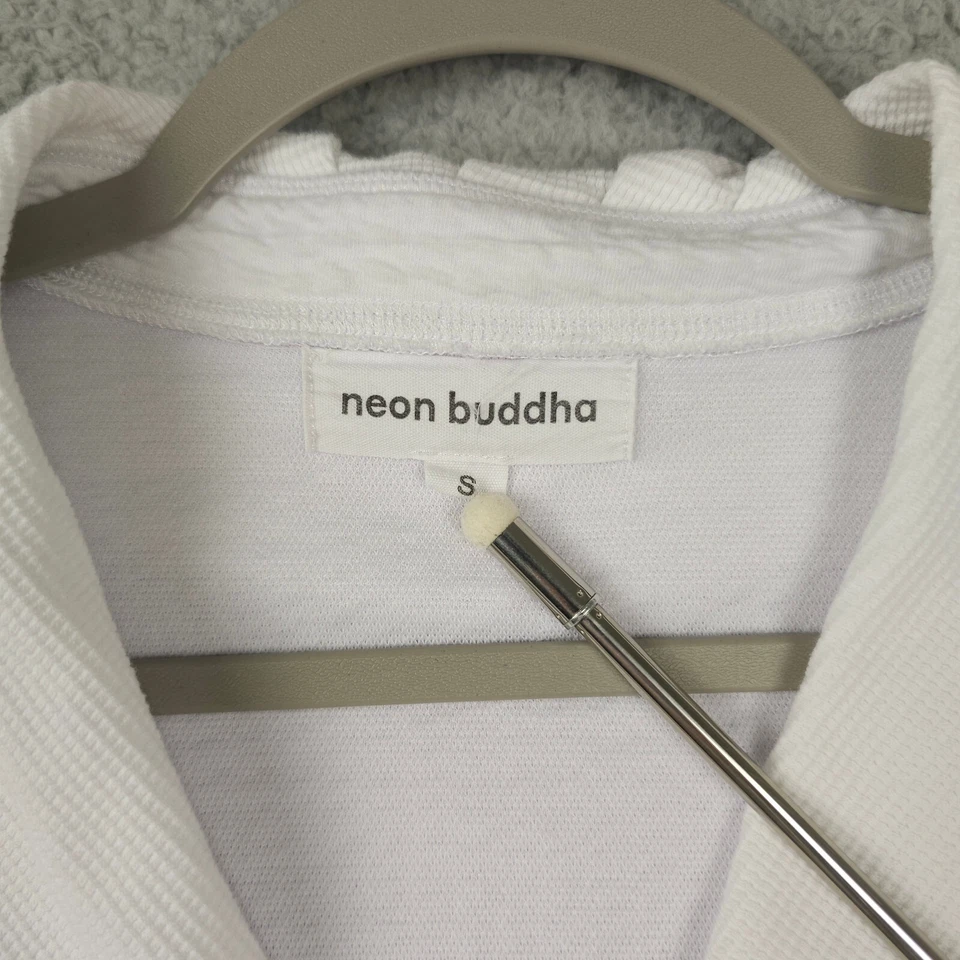 Jaqueta Buda Neon Feminina Pequena Branca Xale Gola Plissada Cardigã de Malha Boho - Imagem 3 de 4