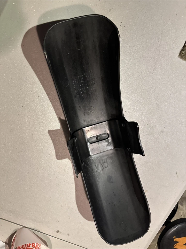 Guardabarros delantero Honda Shadow 750 DCB Spirit 05 61100-MCL-00000 2005 Foto 2 de 4