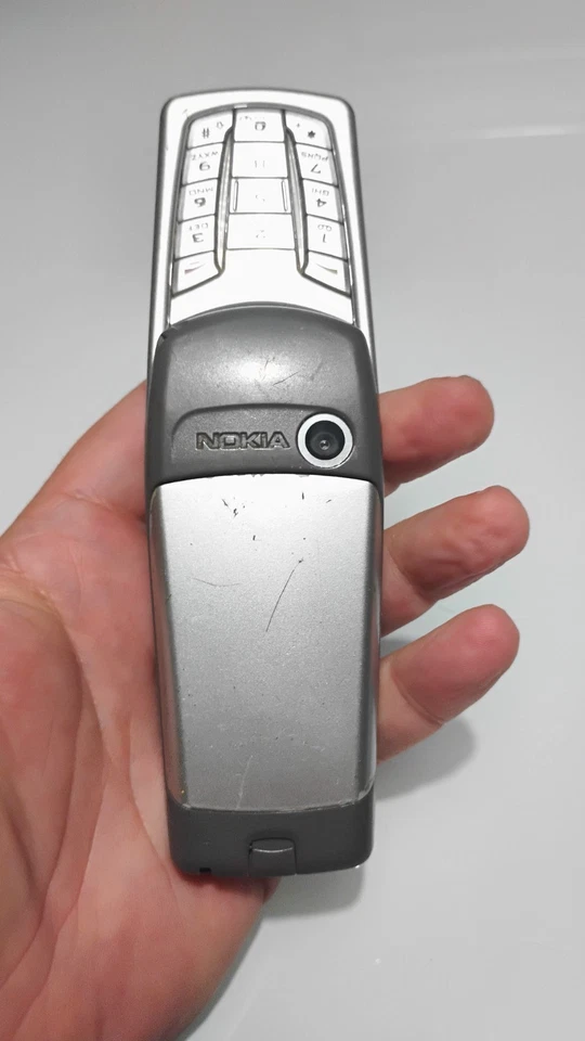 CELLULARE NOKIA 6822A ORIGINALE VINTAGE DOPPIA TASTIERA LOTTO STOCK - Immagine 3 di 4