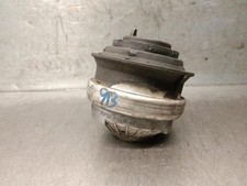 Support moteur Mercedes 220