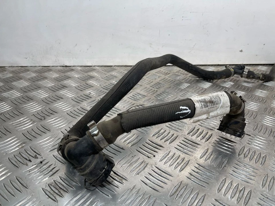Manguera de tubo de refrigerante de agua del motor BMW i3 2018 7636952 LIQ12116 Foto 2 de 4