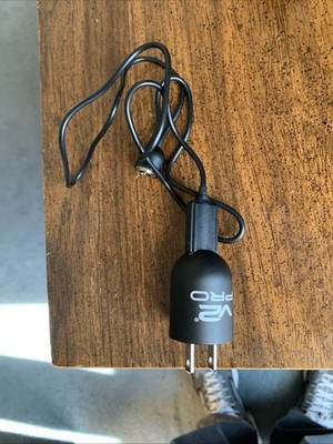 V2 Pro Series 7 USB Charger lightly used
