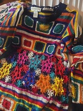 Vintage Paris Sport Club WorldWide Women's Large Crewneck Knit Sweater.