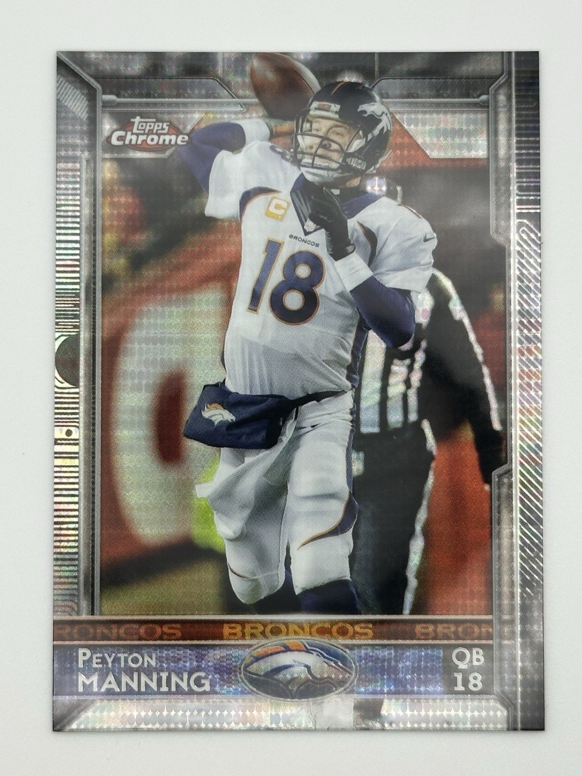2015 TOPPS CHROME PEYTON MANNING #100 PULSAR REFRACTOR DENVER BRONCOS