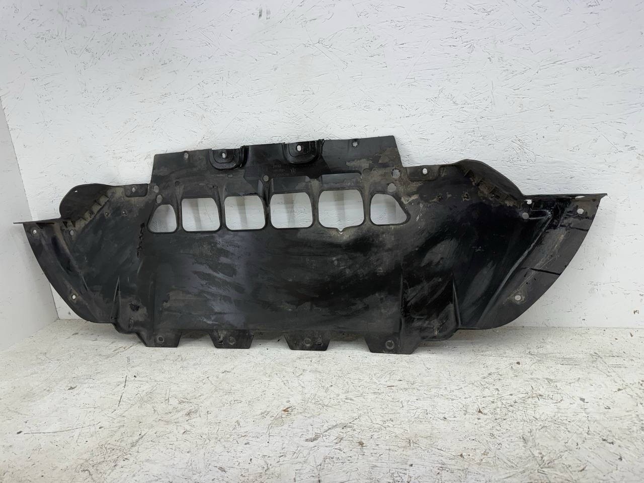 2014-2022 Maserati Ghibli Front Engine Lower Splash Shield Guard Liner Cover