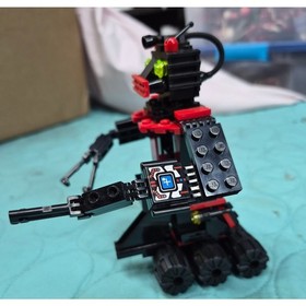 LEGO Space Spyrius Recon Robot Set #6889  99% Complete with Manual and Minfig