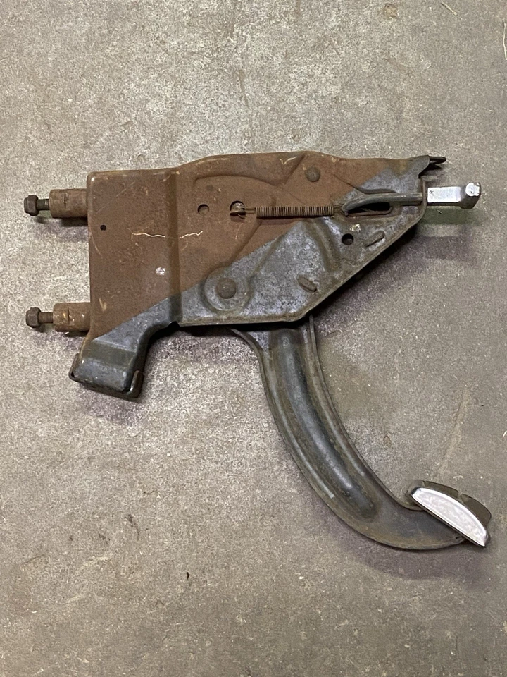 1965 1966 Ford Galaxie 500 XL Parking Emergency Brake Release Assembly - Image 4 of 4