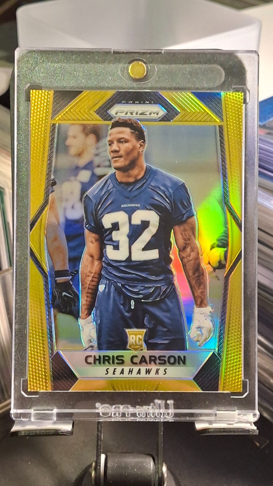 2017 Panini Prizm Chris Carson GOLD REFRACTOR  Prizm  RC /10 - Seattle Seahawks