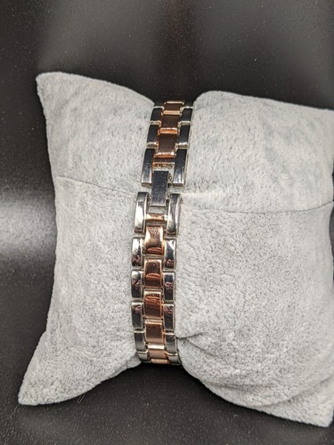 Women's Disu Two Tone Watch Rose Gold & Silver Tone with Bling Crystals - Picture 4 of 7