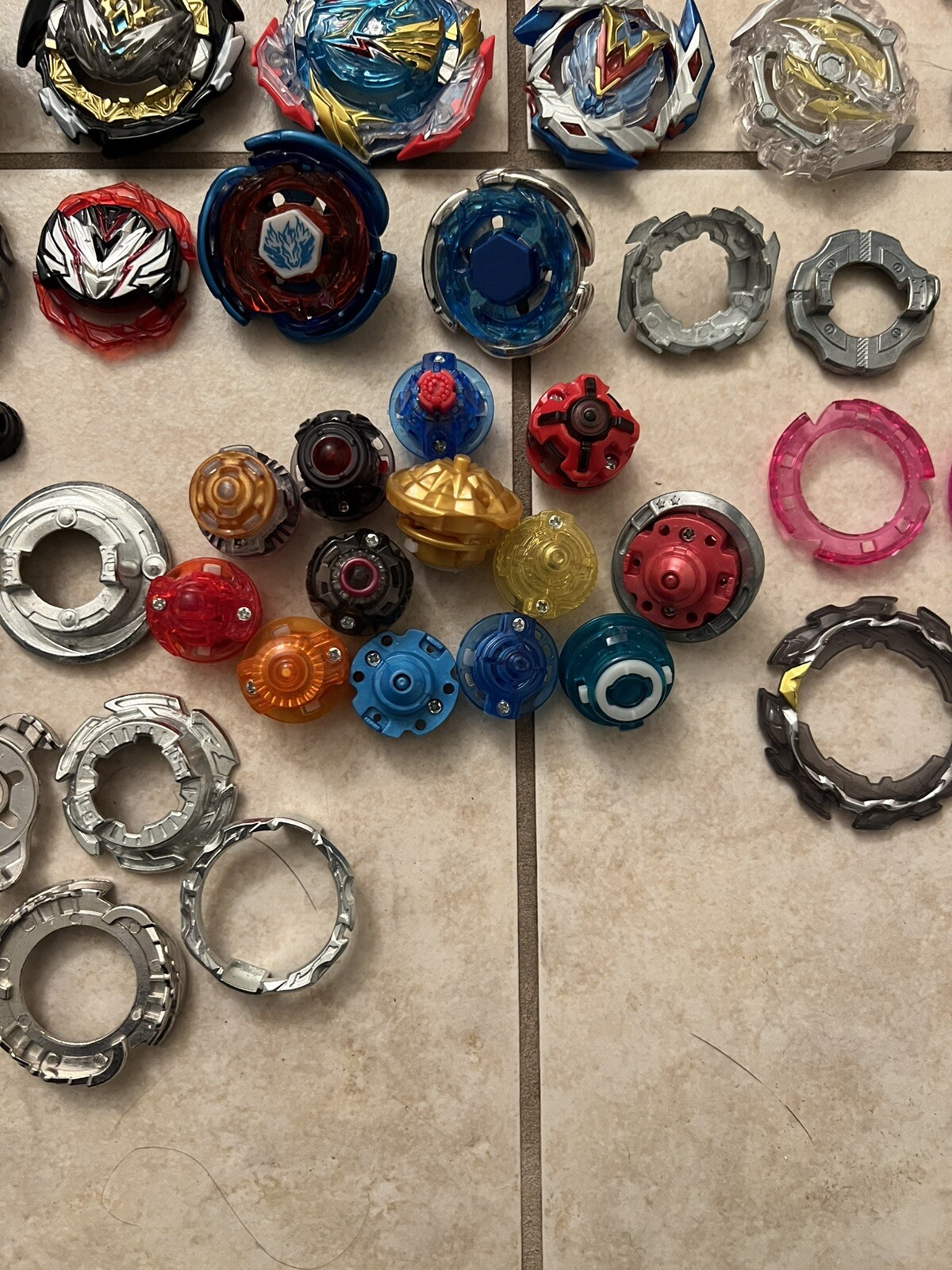 Beyblade Lot Of Mixed Parts RARE (L)