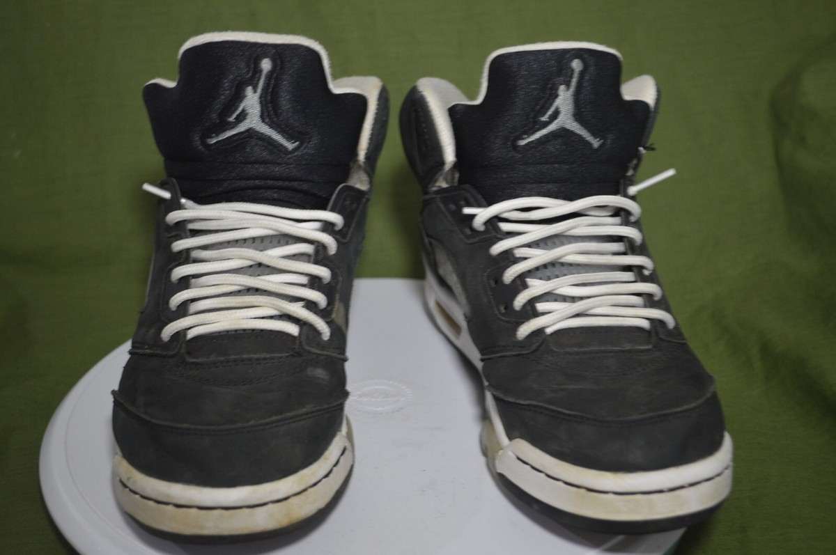 NIKE AIR JORDAN 5 Retro “MOONLIGHT OREO” (2021) (440888-011