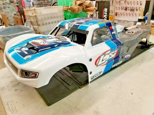 Losi 1/5 5ive-T 2.0 -BLUE/White/Grey 