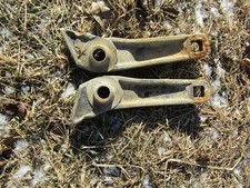 JOHN DEERE 515 520 450 8000 series MOUNTING ARM BRACKETS N169121 N169120
