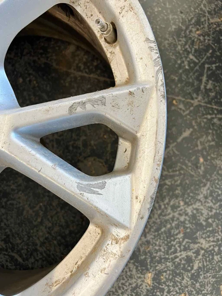 Medidor de flujo de aire de inyección de combustible usado se adapta a: Nissan Máxima 2012 grado A Foto 2 de 4