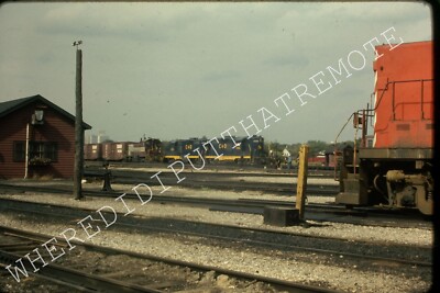 Railroad Slide Chesapeake & Ohio CO 5986 5855 EMD GP7 Windsor CAN 9-24-70 (NN) (