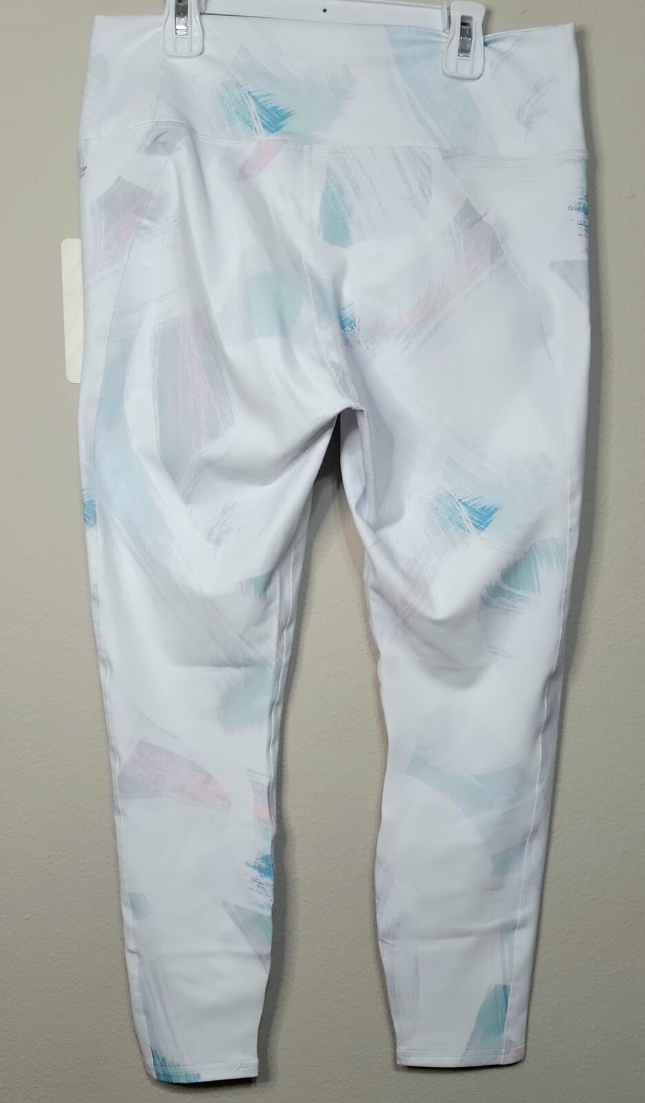 NWT Fabletics High Waisted Solid 7/8 Leggings Siz… - image 2
