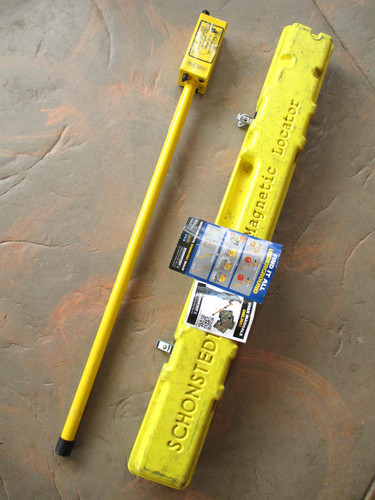 Schonstedt GA-52CX Magnetic Locator with Case
