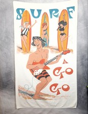 Toalla de playa vintage Terry Treasure Surf A Go Go Surfer niñas 34x58 algodón EE. UU.