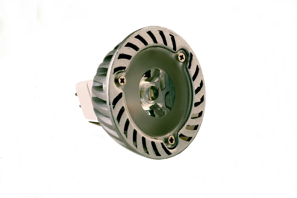 Low Voltage Landscape Lighting LED 6 Spot Light and 4 Path Light 10 pc Kit - Image 4 of 4