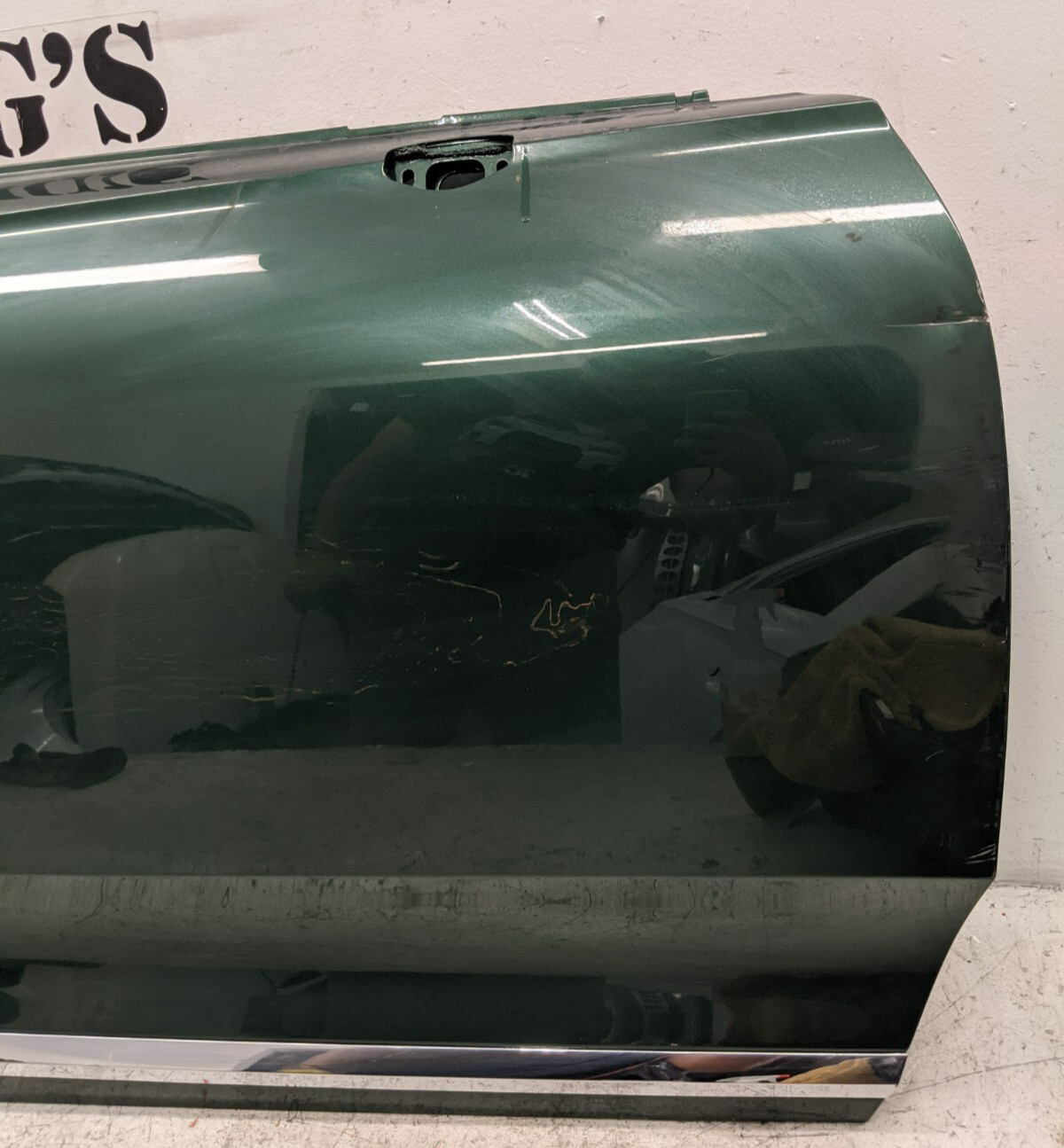 2018-2024 Bentley Continental GT Front Right Passenger Door Shell OEM #49542