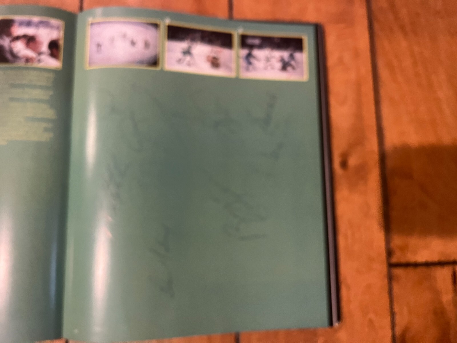 Chicago Blackhawks Hockey Book Multi-Signed Bobby Hull Pat Stapleton