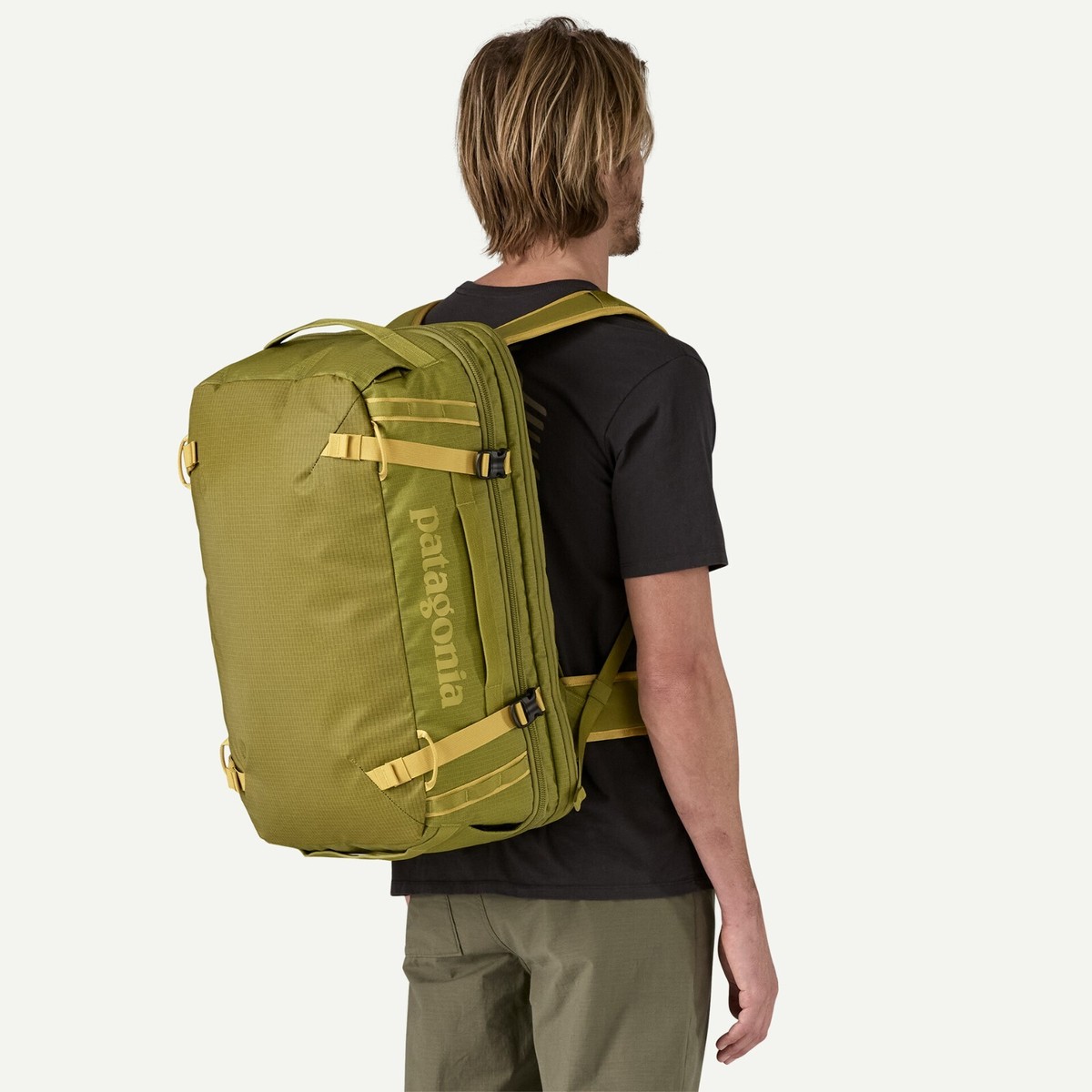 Patagonia 49307 Black Hole MLC 45L 2way 58 oz W14.2/ H22/ D7 Patagonia 49307 Black Hole MLC 45L 2way 58 oz W14.2/ H22/ D7
