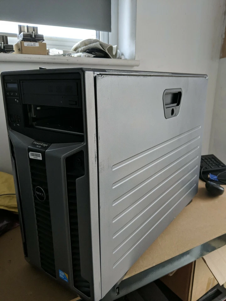 Dell PowerEdge 8 bay T610 2*6 CORE XEON e5649  32GB RAM 3tb sas 600gb sff 10k *5 - Image 2 of 4