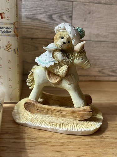 Cherished Teddies BETH "Bear Hugs" 1991 P. Hillman #950637 Reg. # 4HH8/59 - Picture 2 of 3