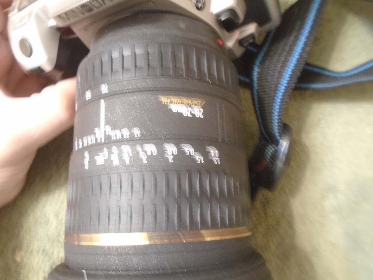 sigma aspherical 28-70mm lens 3005063 and minolta camera