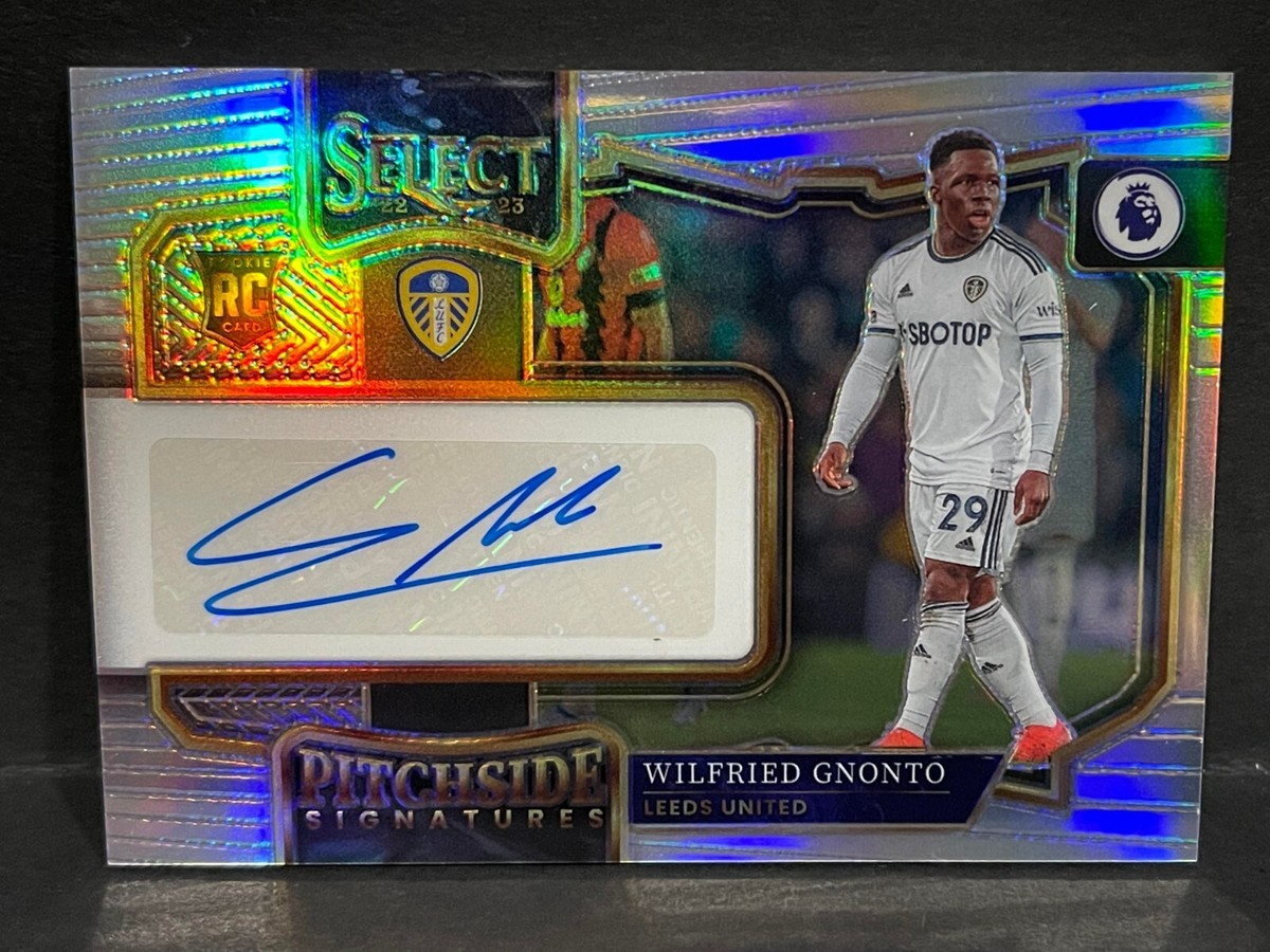 PANINI サッカーカード CHRONICLES CERTIFIED PEDRO NETO WOLVERHAMPTON WANDERERS 22/47 #30 送料無料 中古 IT1 PANINI サッカーカード CHRONICLES CERTIFIED PEDRO NETO