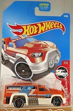 2017 Hot Wheels #19 HW Rescue-Emergency RESCUE DUTY Orange/White w/Black Pr5 Sp