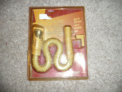 LITE AIDE PRETZL LITE VINTAGE RARE FLEXIBLE TWISTABLE HANGABLE LIGHT NEW