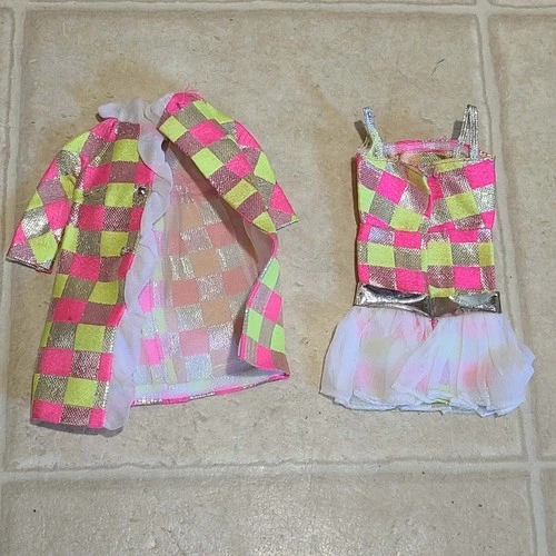 Vintage Collectible Barbie 1968 Mod Sparkle Squares #1814 Coat And Dress TLC