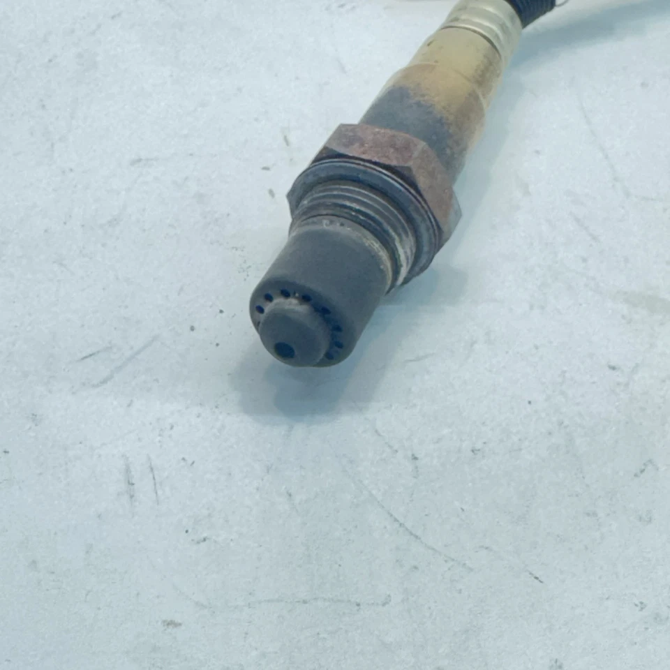 Chevrolet Equinox 2018-2025 motor escape oxígeno térmico sensor de O2 Lambda OEM Foto 3 de 4