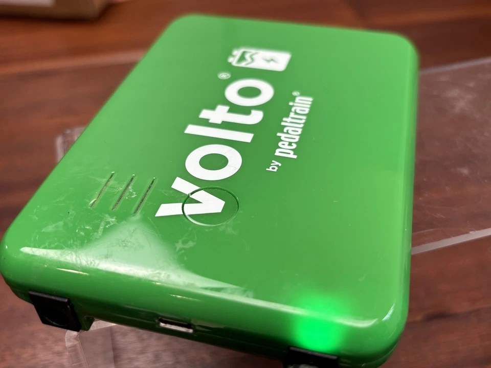 Tren de pedales VOLTO potencia recargable para pedales de 9v Foto 4 de 4