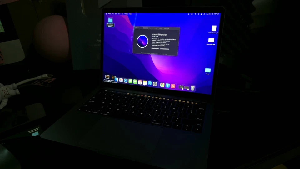 Apple MacBook Pro 2016 13" (Touch bar, 256GB SSD, Intel Core i5, 2.9GHz, 16GB) - Image 4 of 4