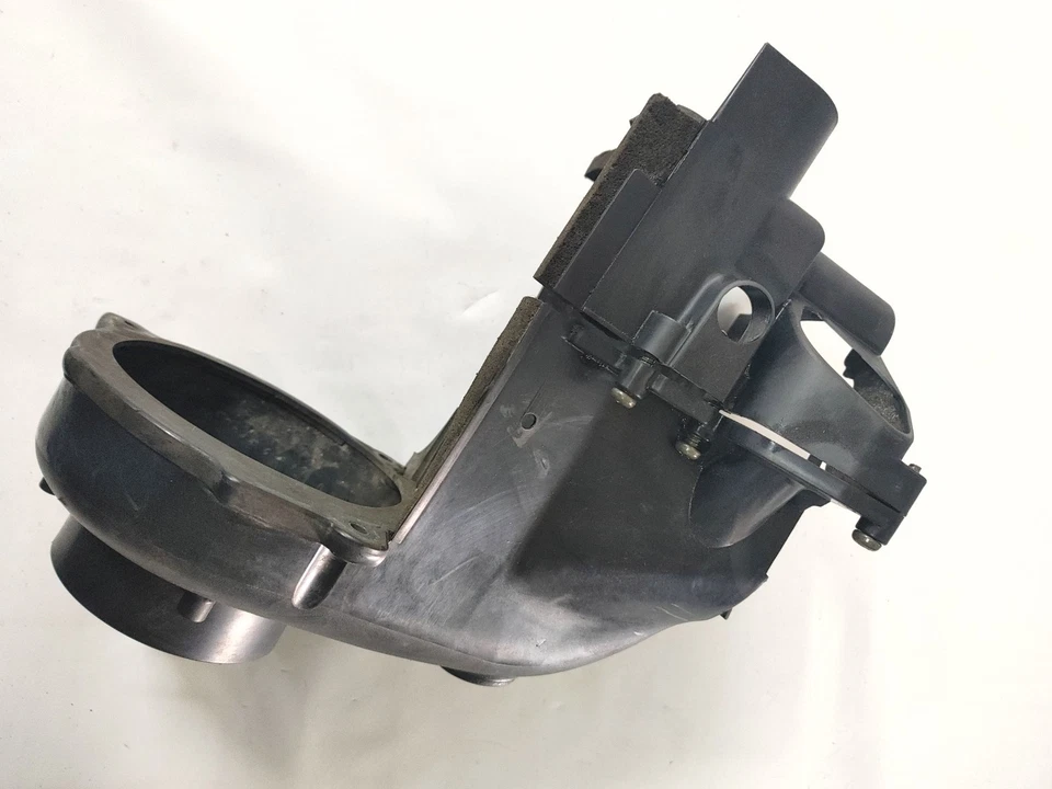 2007 Yamaha Vino YJ125W Air Shrouds  4KP-E2651-01-00 / 4CW-E2652-00-00 - Image 3 of 4